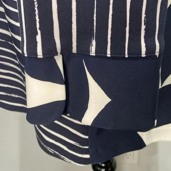 Joseph Ribkoff | Midnight Blue| White  Jacket - Picture 8 of 11